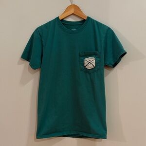 Over Under tee size S